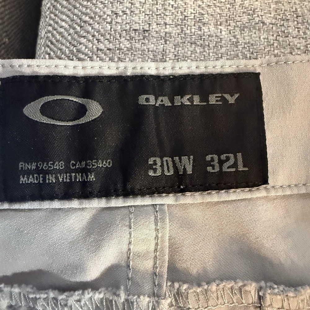 Oakley Golf Pants Mens 30x32 Gray Performance Stretch Lightweight Flat - Picture 9 of 14